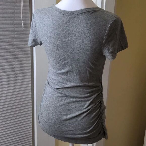 Isabel Maternity XS Gray V Neck Short Sleeve T Shirt with Ruched Sides, NEW - Picture 6 of 8